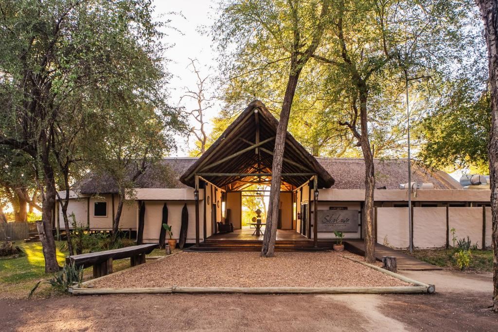 Shakawe River Lodge